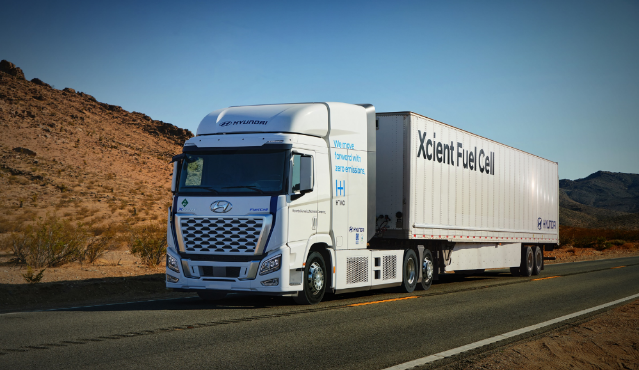 Водородный грузовик Hyundai XCIENT Fuel Cell выходит на дороги Калифорнии